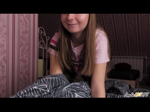 ❤️ بلنڊي پنهنجي BFF کي تمام گهڻو چوسي ٿو ۽ هن جي وات ۾ گڏ ٿي وڃي ٿي ❌️❤